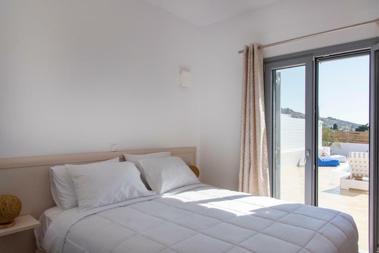 Paros Elitas Villas エクステリア 写真