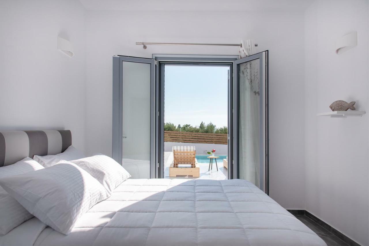 Paros Elitas Villas エクステリア 写真